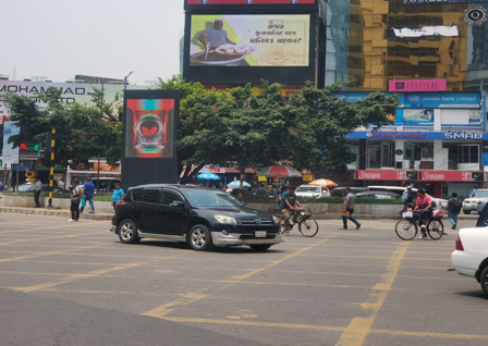 Gulshan Circle-2 North Side Lower Screen Facing: Gulshan 1